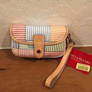 Dooney and Bourke wristlet